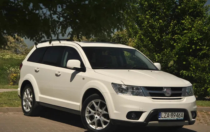 samochody osobowe Fiat Freemont cena 32900 przebieg: 178000, rok produkcji 2011 z Zamość